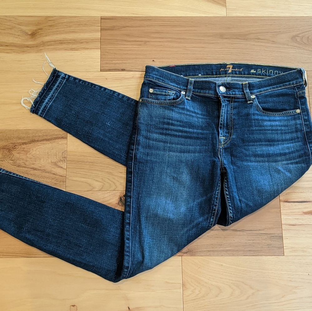 7 women Jeans